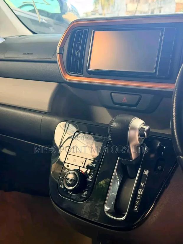 Toyota Passo 2019 Blue
