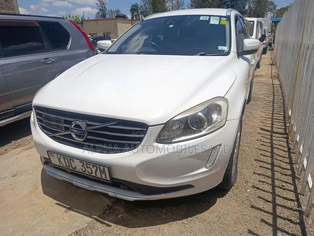 Volvo XC60 2013 White