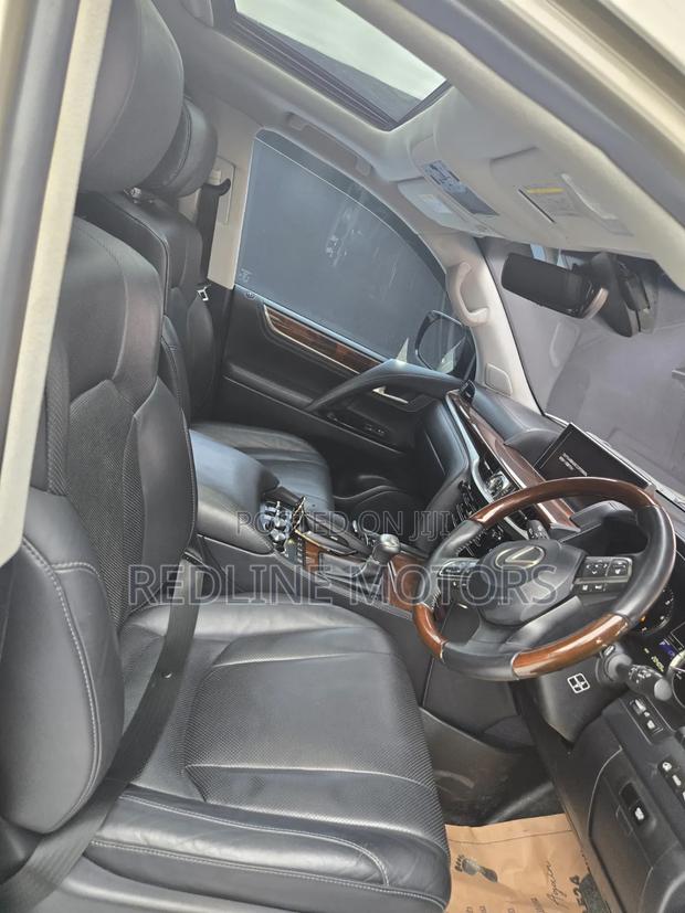 Lexus LX 570 AWD 2020 Gold