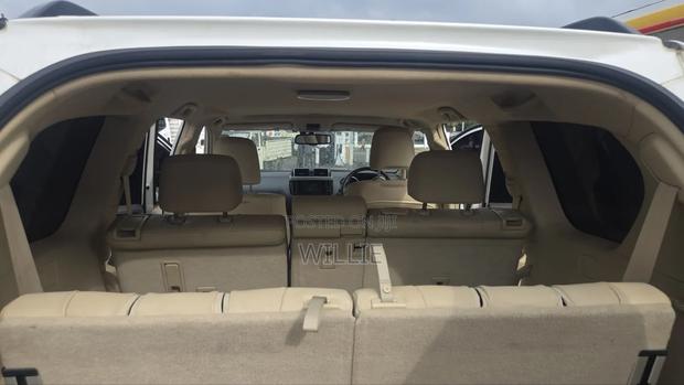 Toyota Land Cruiser Prado 2016 White