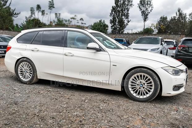 BMW 320i 2014 White