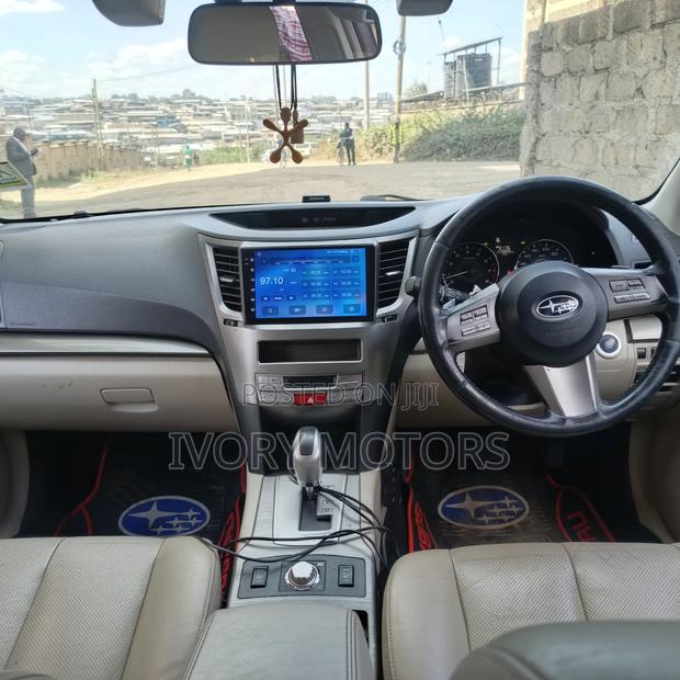 Subaru Outback 2011 Blue