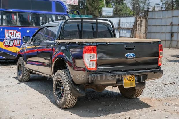 Ford Ranger 2015 Black