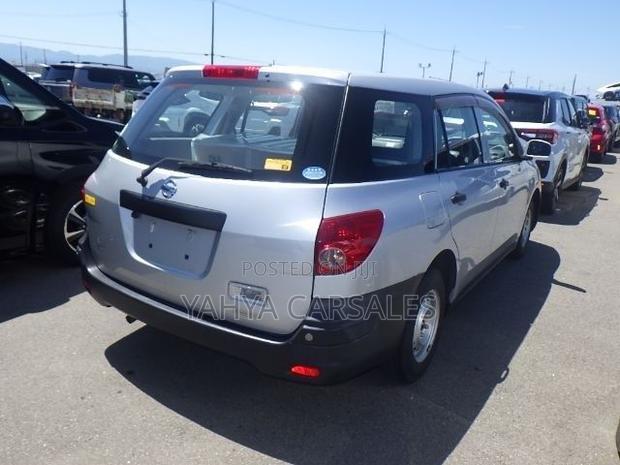 Nissan 100 2019 Silver