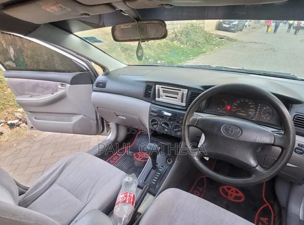 Toyota Corolla 2004 Silver