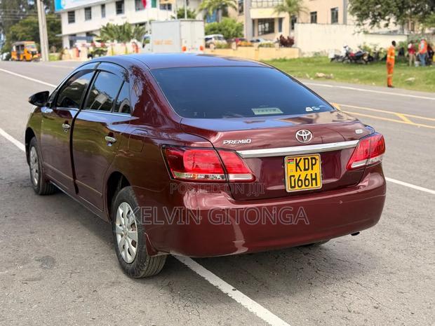 Toyota Premio 2017 Maroon