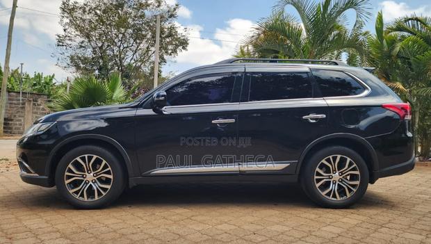 Mitsubishi Outlander 2015 Blue