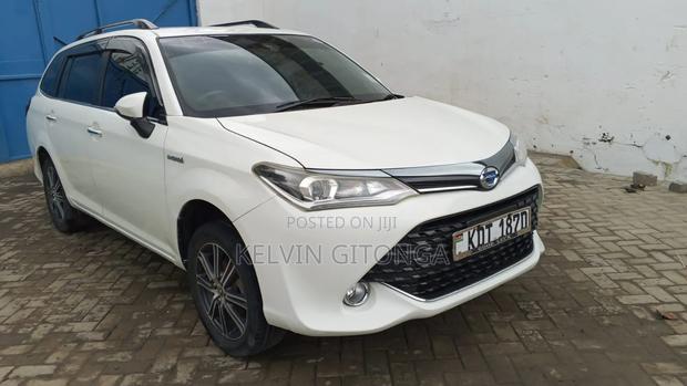 Toyota Corolla Fielder 2019 White