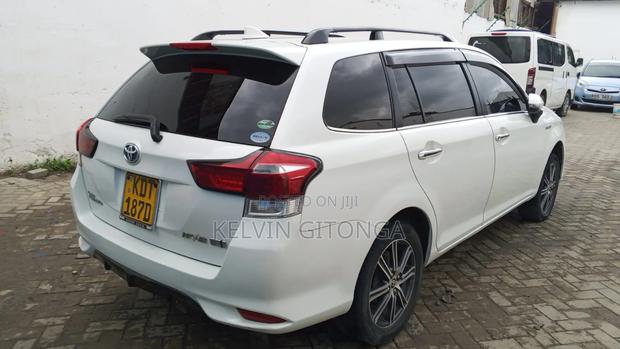 Toyota Corolla Fielder 2019 White
