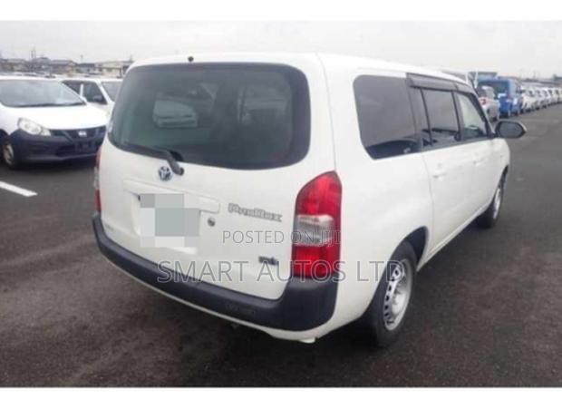 Toyota Probox 1.5 Hybrid DX 2021 Pearl