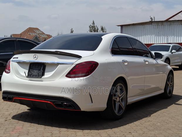 Mercedes-Benz C200 2018 White