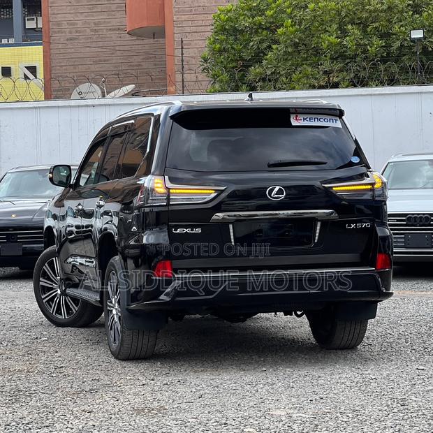 Lexus LX 570 AWD 2019 Black
