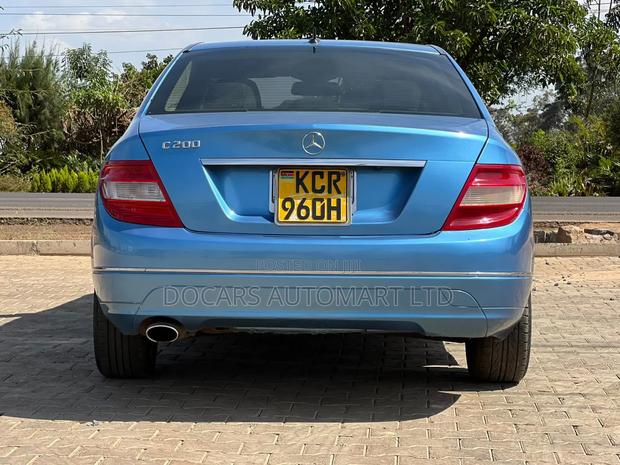 Mercedes-Benz E250 2010 Blue