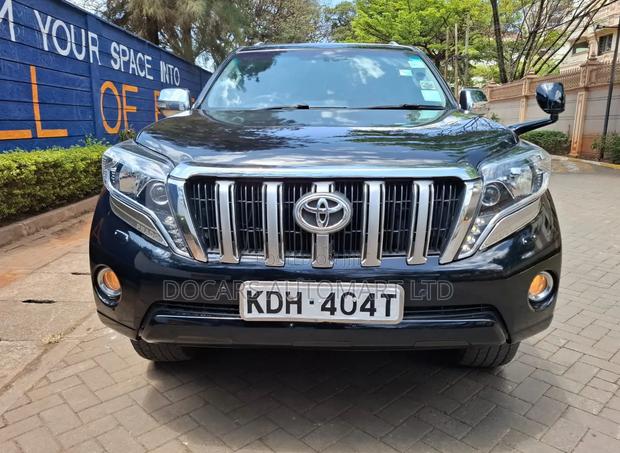 Toyota Land Cruiser Prado 2017 Black