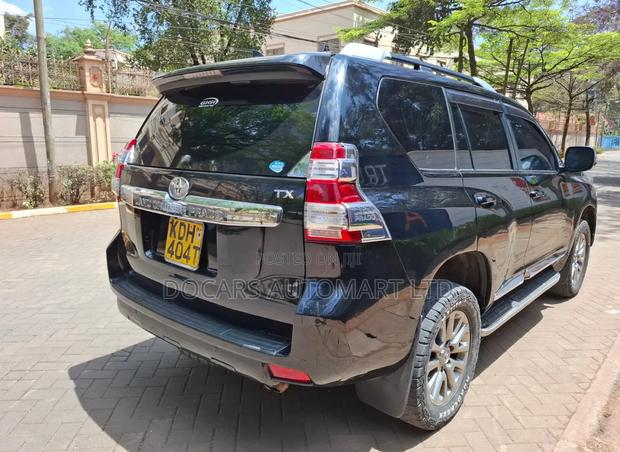 Toyota Land Cruiser Prado 2017 Black