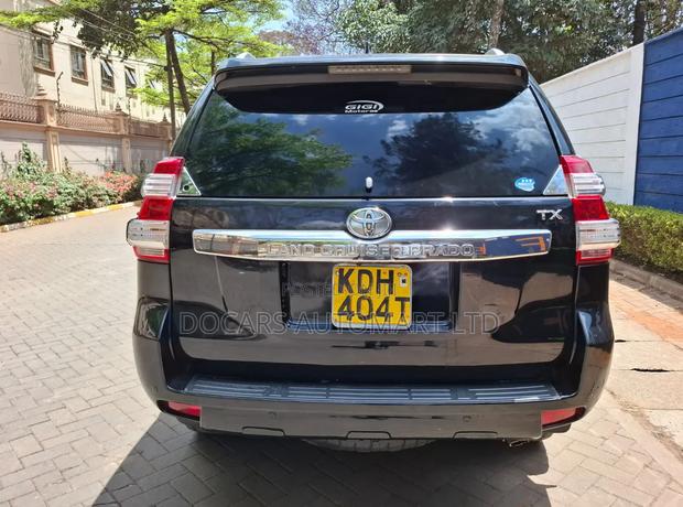 Toyota Land Cruiser Prado 2017 Black