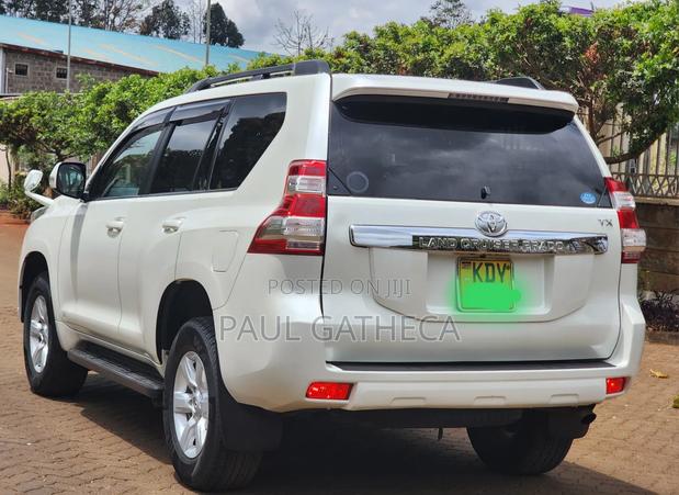 Toyota Land Cruiser Prado 2016 White