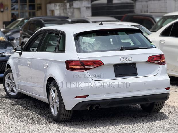Audi A3 2.0T Premium FWD Convertible 2019 Off white
