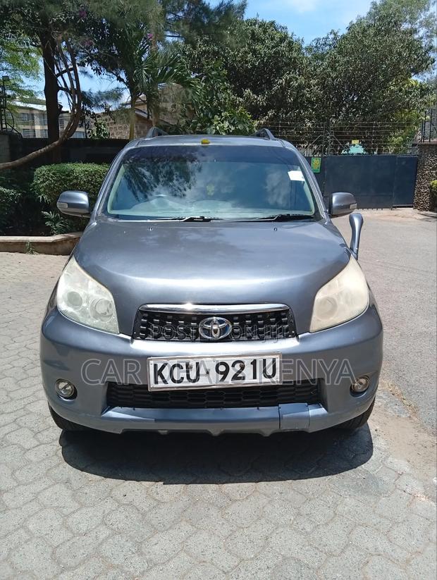 Toyota Rush 1.5 AWD 2012