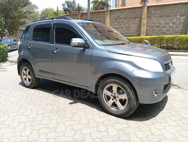 Toyota Rush 1.5 AWD 2012
