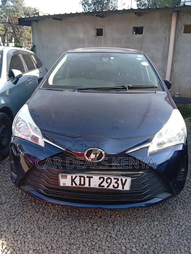 Toyota Vitz 1.0 FWD 5dr 2017 Blue