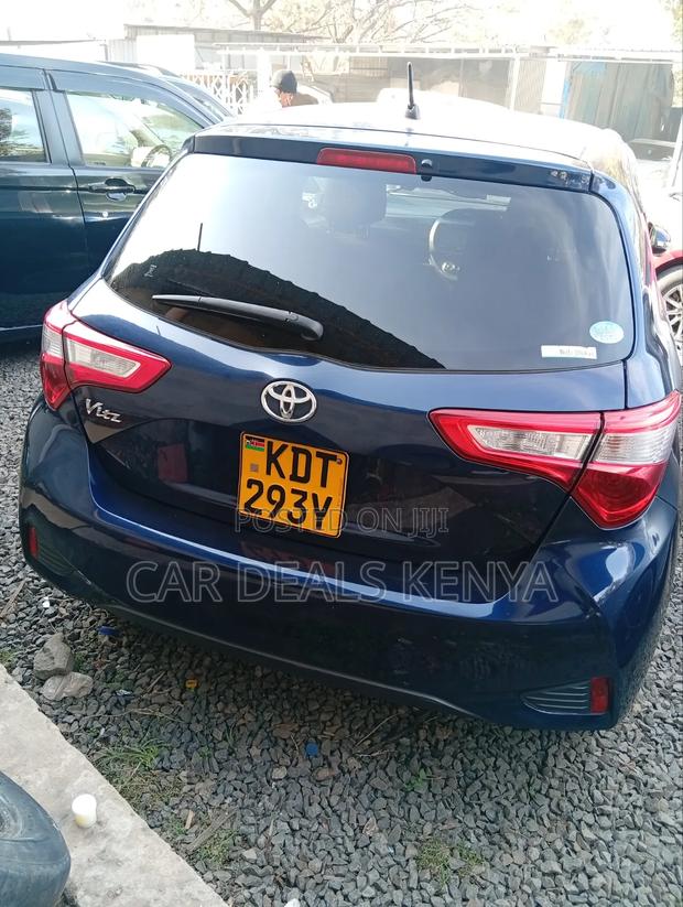 Toyota Vitz 1.0 FWD 5dr 2017 Blue