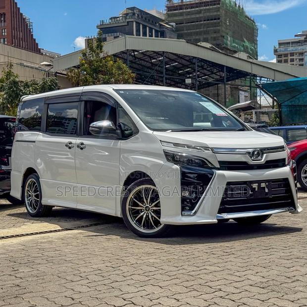 Toyota Voxy 2020 White