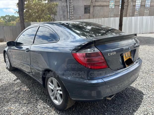 Mercedes-Benz E200 2019 Black