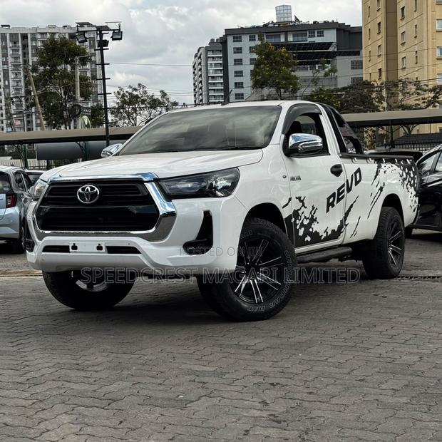 Toyota Hilux Revo Single Cab Deisel 2.4 RWD 2020 White