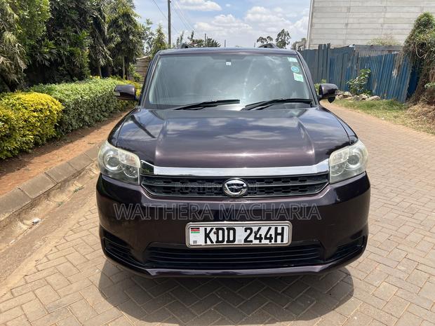 Toyota Rumion 1.5 FWD 2023 Burgundy