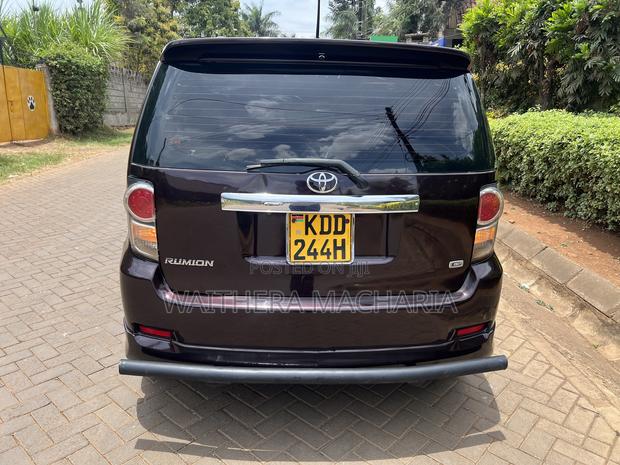 Toyota Rumion 1.5 FWD 2023 Burgundy
