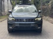 Volkswagen Tiguan 2019 Gray for sale