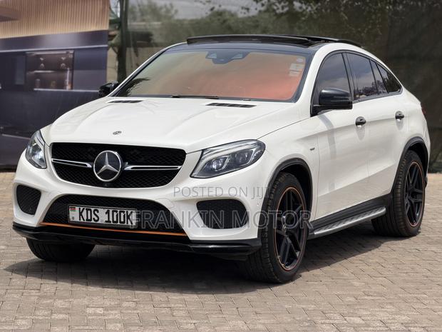 Mercedes-Benz GLE-Class GLE 350d 4MATIC 2018 White