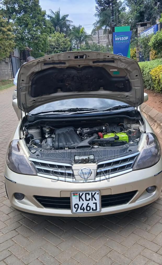Nissan Tiida 2009 Beige