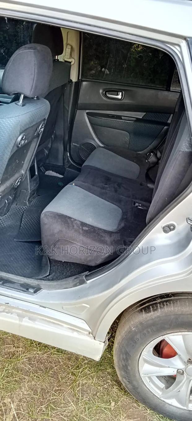 Nissan Wingroad 2006 Silver