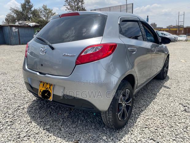Mazda Demio 2012 Gray