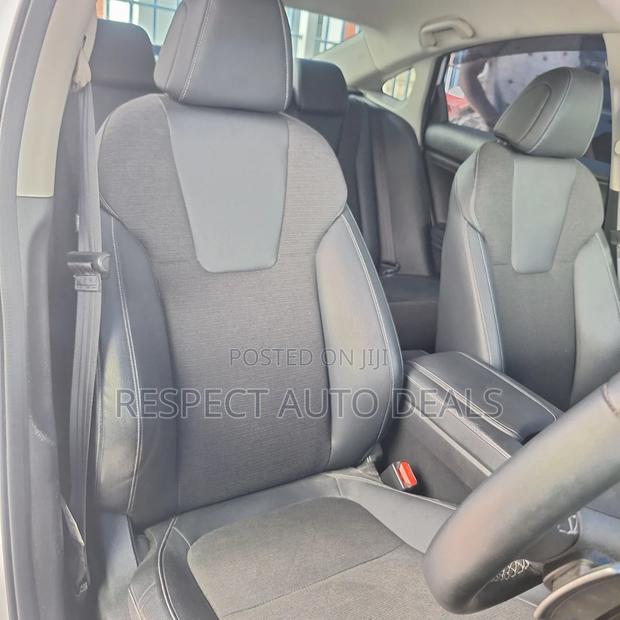 Honda Insight EX 2019 Pearl