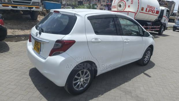 Toyota Vitz 2015 White