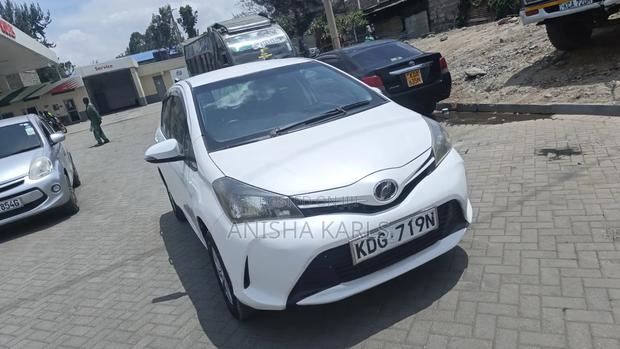 Toyota Vitz 2015 White