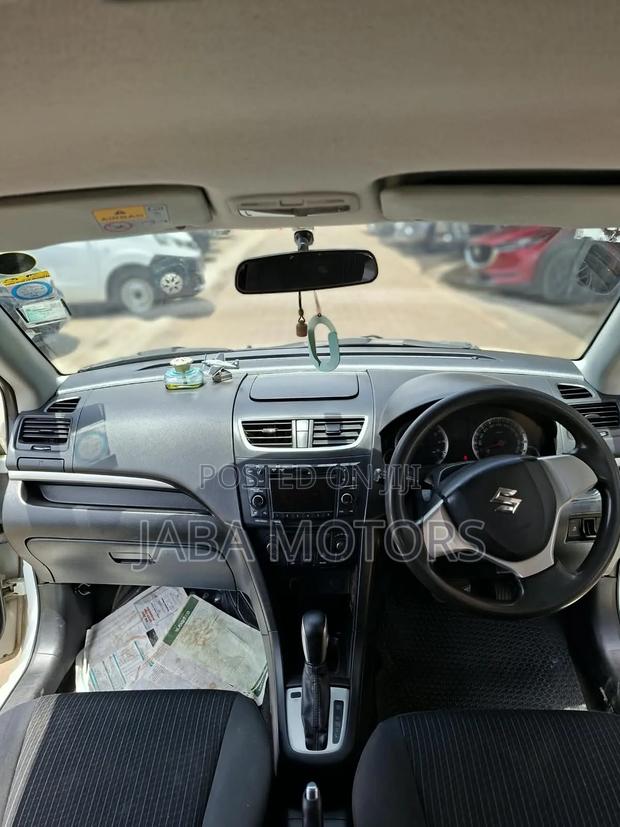 Suzuki Swift 2014 White