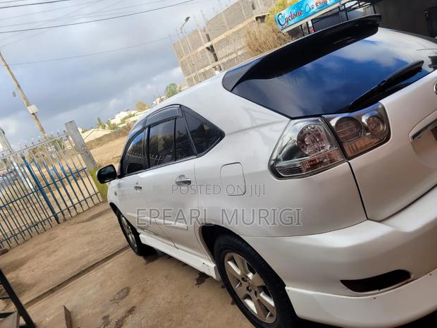 Toyota Harrier 240G 2012 White