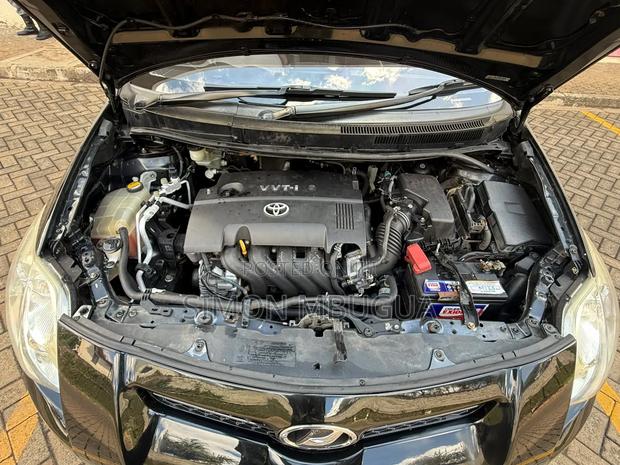Toyota Auris 2008 Black