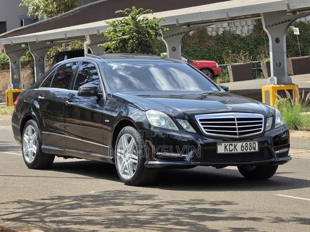 Mercedes-Benz E250 2012 Black