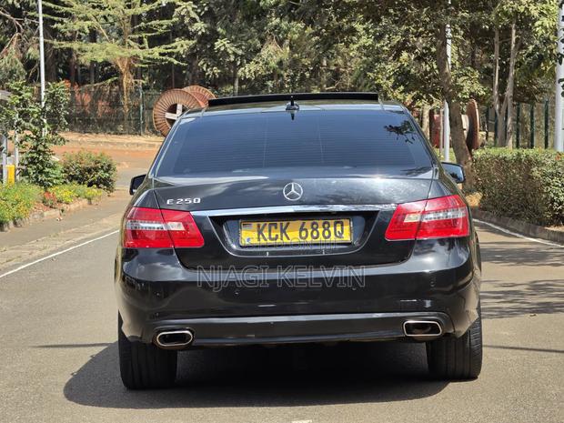 Mercedes-Benz E250 2012 Black