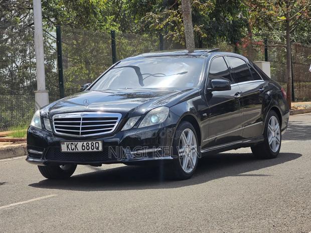Mercedes-Benz E250 2012 Black
