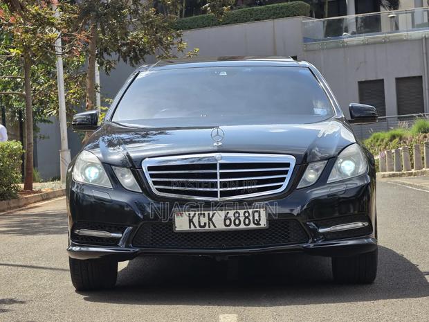 Mercedes-Benz E250 2012 Black