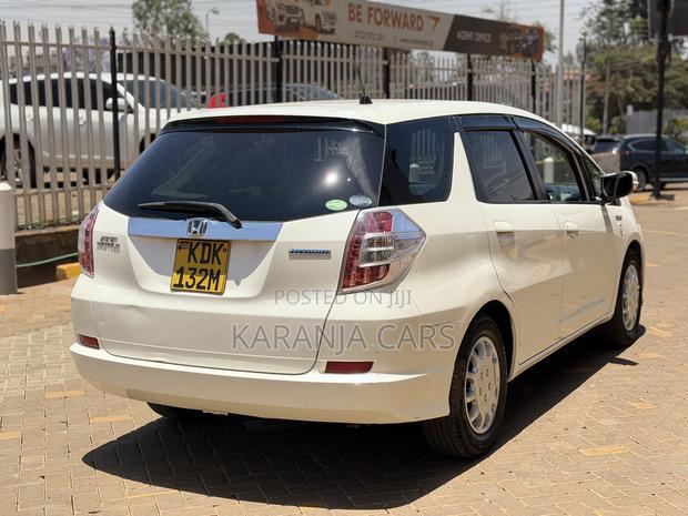 Honda Fit Shuttle 2015 Pearl