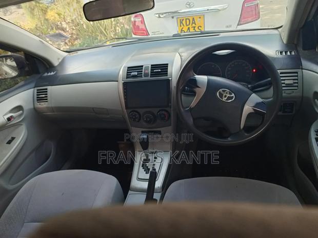 Toyota Axio 2012 Silver