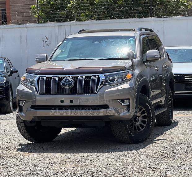 Toyota Land Cruiser Prado 2019 Green