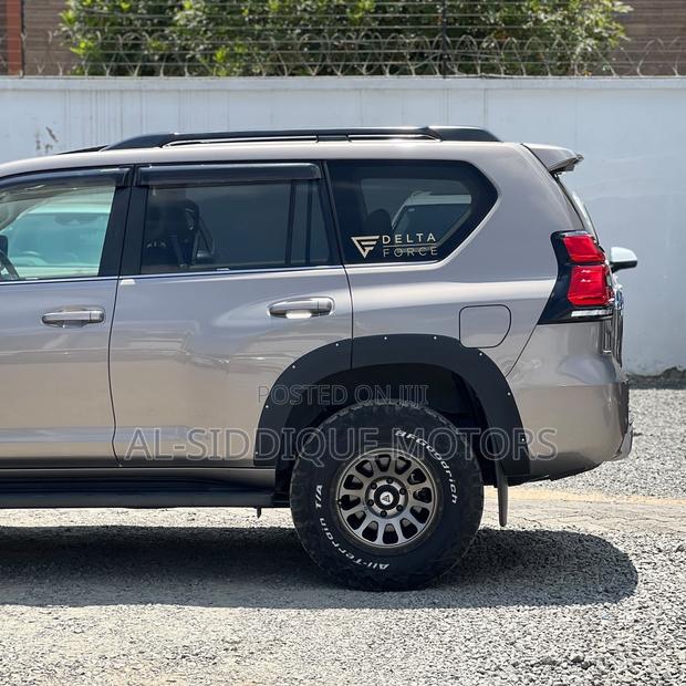 Toyota Land Cruiser Prado 2019 Green